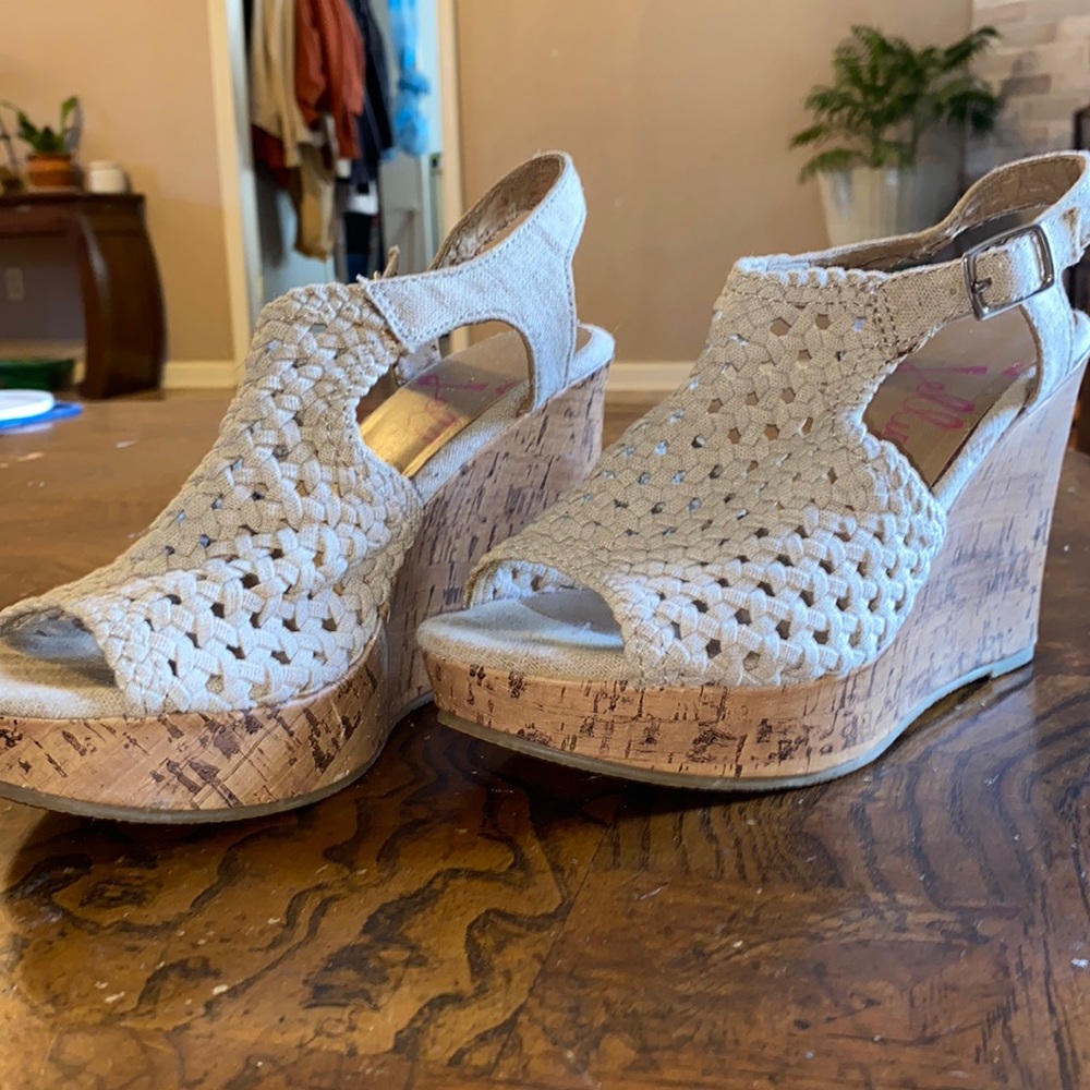 Cream color wedges